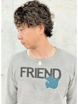 モリオ(morio) サーフカール/ハイライト/メンズミディアム/センターパート