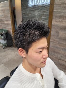 ロワジール 松戸店(Loisirs) スパイキーショート