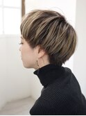 【WHOLE】モードなボブスタイル