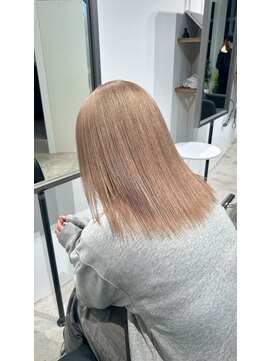 アミィ 半田青山店(Ami) ブリーチ2回!ホワイトミルクティーベージュ