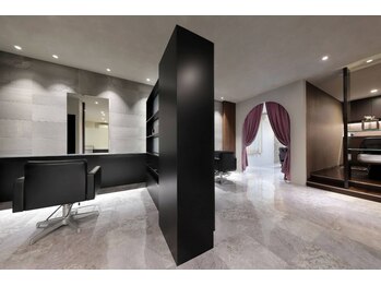 リュクスニューヨーク(Luxe New York)の写真/落ち着いた雰囲気と洗練された空間で、ゆったりとした時間をお過ごしいただきながら、キレイを叶えます♪