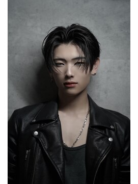 スキル ミナム 表参道(SKILL MiNam) 内巻きセンターパート