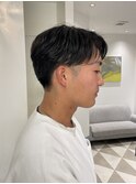 フェード寄りツーブロック × センターパート