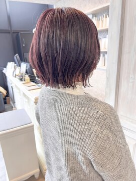 キャアリー(Caary) 福山市Caary透明感くすみラベンダーピンクくびれショートボブ