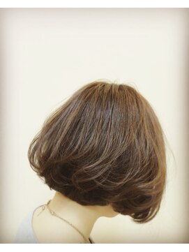 バード(bird) シンプル顎ラインボブ