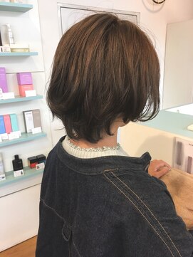 ヘアーアンドシューズ タイプエービー(HAIR&SHOES Type AB) ゲストスタイル 内巻きスタイルのふんわりミディ