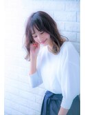 似合わせカットで個性的斜めバングで大人かわいいナチュラルボブ