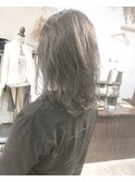【Marl】ブルーグレージュカラーの無造作セミディ♪