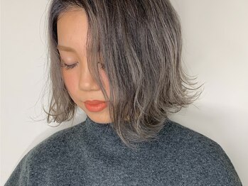 ルートヘアー(Root Hair)の写真/カット¥3000★カラー¥4000★カット+パーマ¥8900でロング料金なし!特典クーポンは更なる特別価格で全員対象!