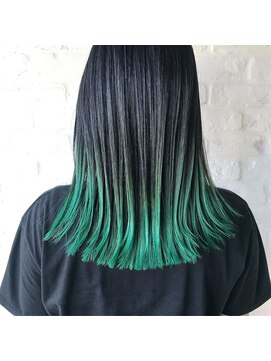 ユナイテッドビューティー 金沢(UNITED BEAUTY) 裾グリーンカラー