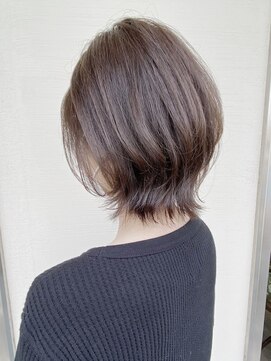 キアラ(Kchiara) 【kchiara】くびれボブ×グレージュ