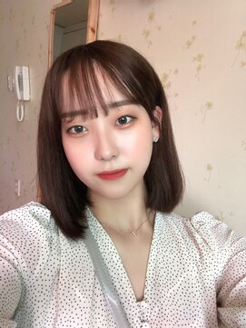 ブルーモスク トウキョウ(TOKYO) ２０代３０代４０代５０代小顔ミディアムボブアッシュ