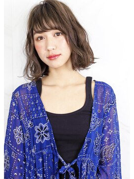 ラミ(L'ami) 『グレージュ 』×『 切りっぱなしボブ』小顔ひし形シルエット☆