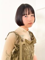 ミニボブ　ボブヘア　黒髪ボブ　パッツン　前上がりボブ