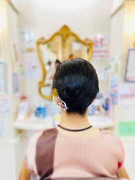 美容室 ティンカーベル キレイめアップ