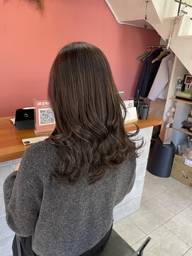 ノア(noa.) オリーブベージュ