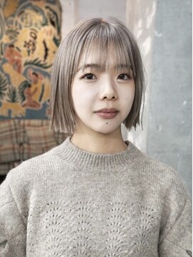 アペロ 柏(Apero) ☆pearl white beige bob☆