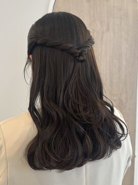 シュピネ(choupinet) 編みハーフアップアレンジ