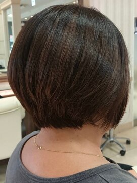 ヘアークリアー 春日部 ミセス 大人可愛いショートボブスタイル ブラウンカラー 艶感◎