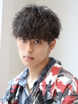 ネイビー(NAVY) ソフトツイストスパイラルパーマ 刈り上げマッシュ