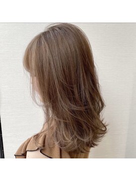 カミビト 名古屋店(KamiBito) ミディアムレイヤー