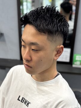 スパーブ(Superb) ツーブロックスキンフェード