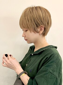 オフ(off) 収まりのいいマッシュショート