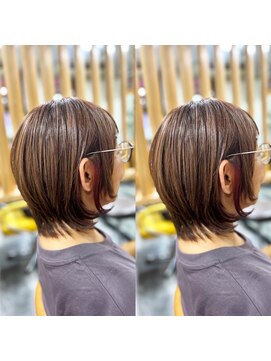 サロンドエー(SALON DE A) イヤリングカラーとレイヤー