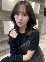 アイヴィー(IVY)&nbsp;透明感カラー グレージュカラー くびれヘア【肥田亜沙美】