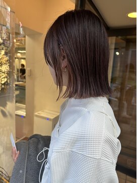 イグレックビス(igrek bis) ボブ/ミディアムレイヤー