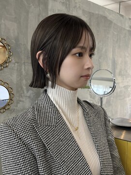 エレナ バイ アルテフィーチェ(elena by artefice) 重めぱつっとBob