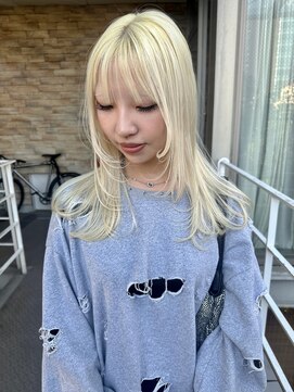 トレンチ(TRENCH) 【RIKU】レイヤーカット ブロンド ダブルカラー