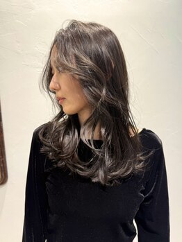 普段オイルストレートやカラーをされている髪との相性◎日頃のごわつきや手触りが気になる方にオススメ♪