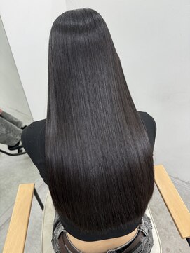 キキ(kiki) 髪質改善ストレート_ロング_ki0005