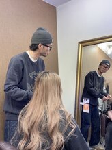 複合的な髪のお悩みを丁寧に確認