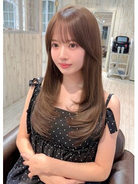 レイラバイアフロート 吉祥寺(Lila by afloat) レイヤーカット／顔まわりレイヤー／くびれミディアムレイヤー