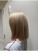 ホワイトベージュ