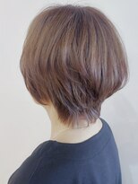 リコ(LIKO) 大人ショート☆白髪ぼかし/似合わせ/ひし形/明るい白髪染め
