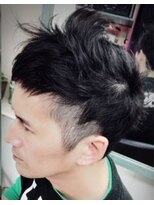 カスタムヘアーガレージ(CUSTOM HAIR GARAGE) ツーブロックショート