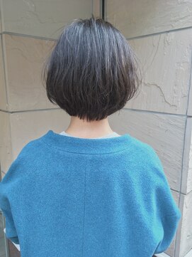 ゼンコー キチジョウジ シェール(ZENKO KICHIJOJI chere) 【ZENKO吉祥寺Chere鈴木】首回りすっきりのショートボブ