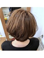 ノエル(Noel)&nbsp;マッシュショート・モノトーンマット