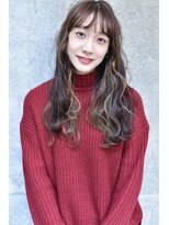メーヴェ(Mowen) mowen 南堀江　インナーカラー×ゆる巻きミディ×大人可愛い