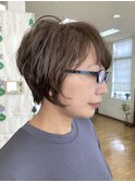 アッシュベージュ × ショートスタイル