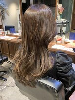 イオエ(ioe)&nbsp;黒髪/ボブルフ/ネビージュ/小顔/ワンレン/髪質改善/グレージュ