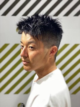 バーバーバー 四谷(BARBER-BAR) 大人の刈り上げスタイル