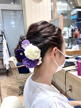 カシータ ヘア リゾート イオンモール熱田店(Casita hair resort) 前撮り×成人式×ヘアセット×ロープ編み×花飾り×似合わせ