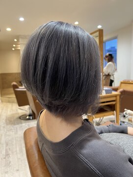 ラボヌールヘアー 宇都宮店(La Bonheur hair) ハイトーンショート♪【宇都宮駅/インナーカラー】