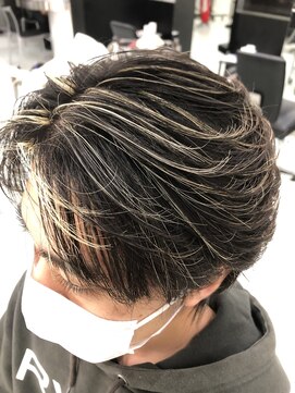 ネクストネオ 静岡(NEXT NEO) 【NEXT静岡NEO石井】金髪メッシュ細めハイライト