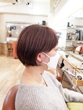 ネオリーブアイム 横浜西口店(Neolive aim) 小顔ショートボブアッシュブラウン耳掛け【横浜】4