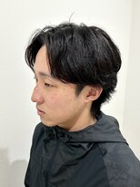 ヒュイル バイ ニアウ(Hwyl by Niau)&nbsp;シャドウパーマセンターパートニュアンスパーマウルフメンズ